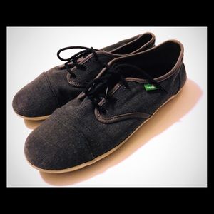 Dark Grey Sanüks Size 9